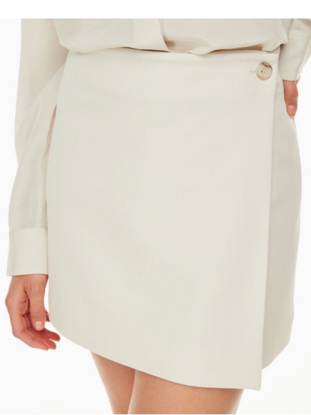 Aritzia Babaton Madden Wrap Skirt in Bone Off White Size 8 Preppy Academia EUC - Picture 2 of 12